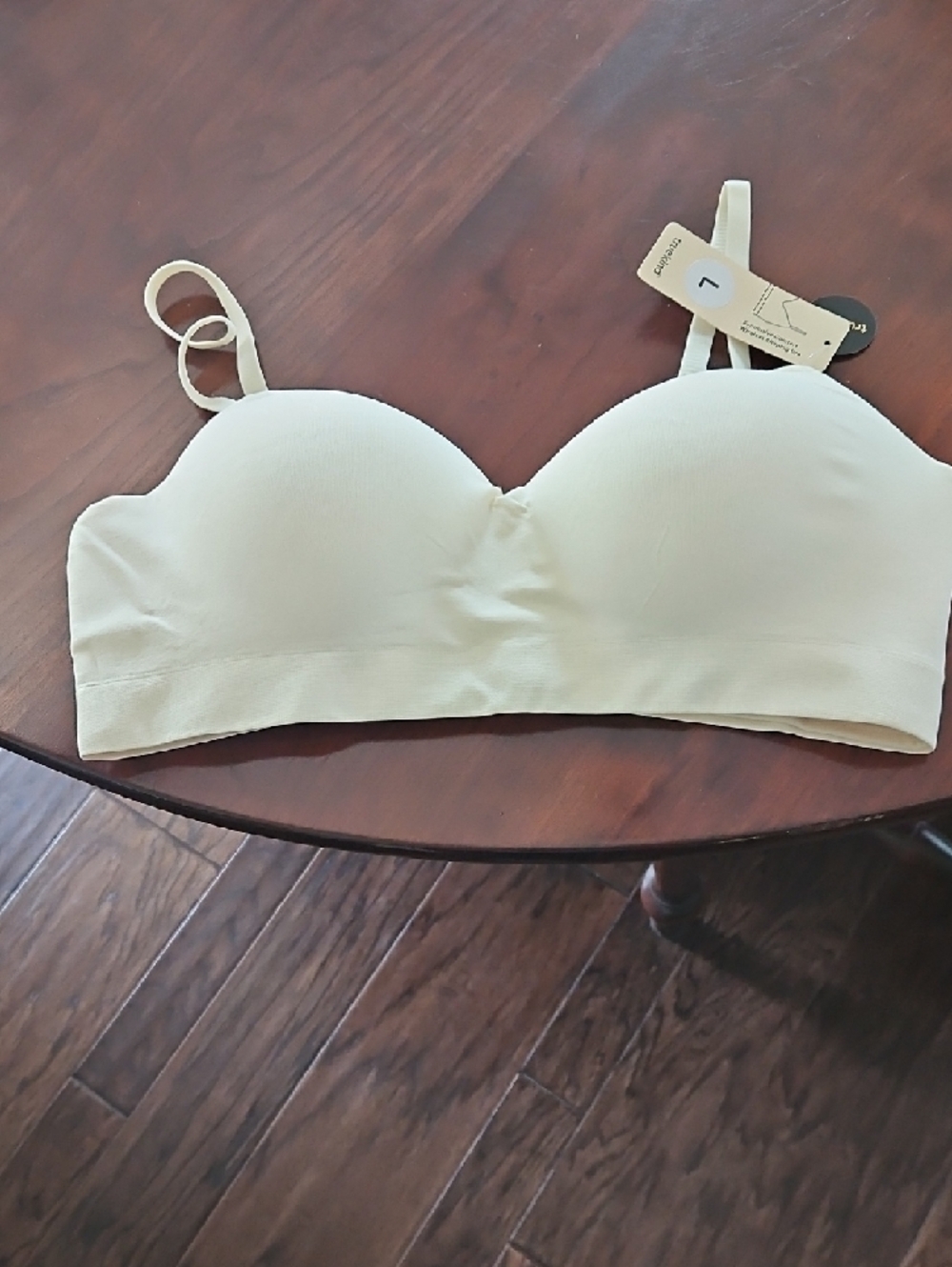 Everyday Smooth Light Cream T-Shirt Bra with Molded Cups